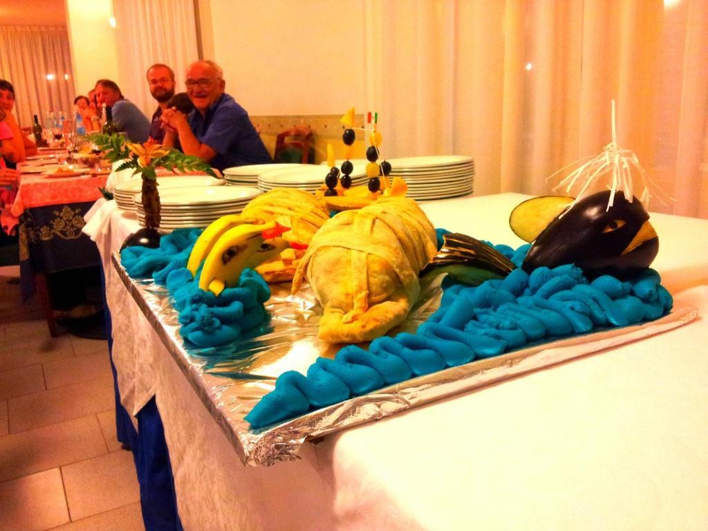 מיסאנו אדריאטיקו Hotel Aquila D'Oro מראה חיצוני תמונה